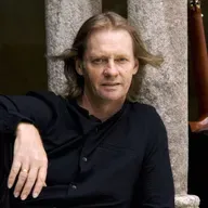 Miércoles de buena guitarra Nº 899 - David Russell interpreta a Johann S. Bach - 2 de julio de 2025