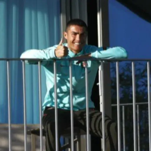 Ronaldo tem Covid e bate mais um recorde