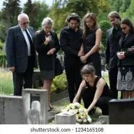 FINDING EVERYDAY HEROES IN YOUR FAMILY AND DISCOVERING YOUR HERITAGE W MICHELE ERCANBRACK