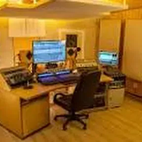 RADIO ANGELIQUE FM 94-9