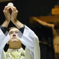 ENTENDIENDO Y VIVIENDO LA SANTA MISA. Introducción a la Historia de la Eucaristía (2 parte)