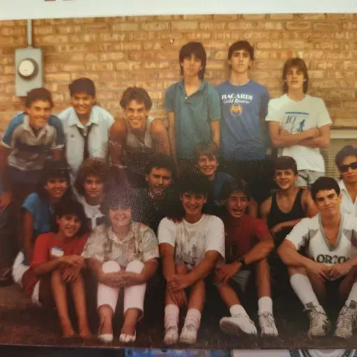 Bonus Episode - Long Distance Dedication - My friends and that magical teenage year of 1987