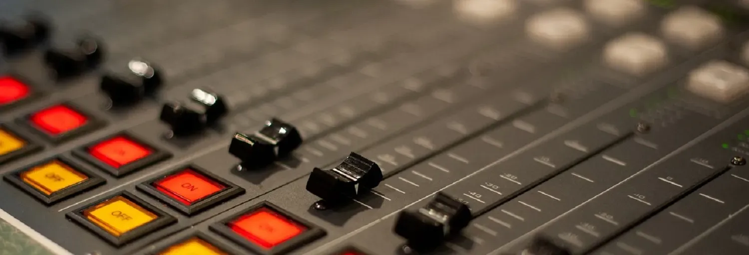 UNLIRADIO