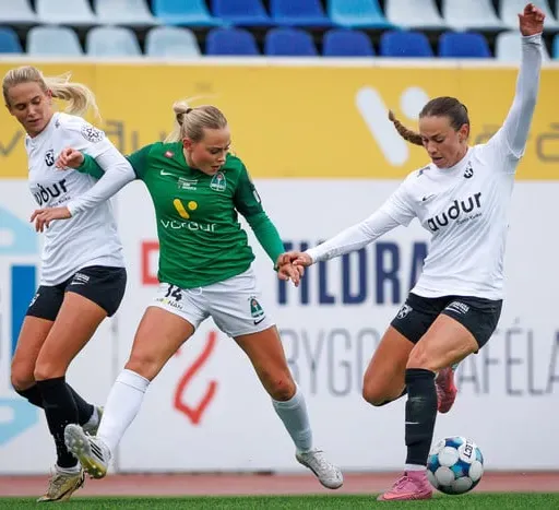 Uppbótartíminn - Landsliðið, stutt í Bestu og hvert fer Sara Björk?