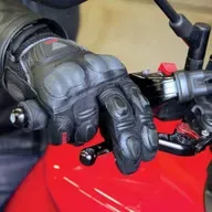 Los frenos de la moto: trucos y ajustes
