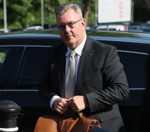 Trial told Jeffrey Donaldson letter to one of his alleged victims was not an apology