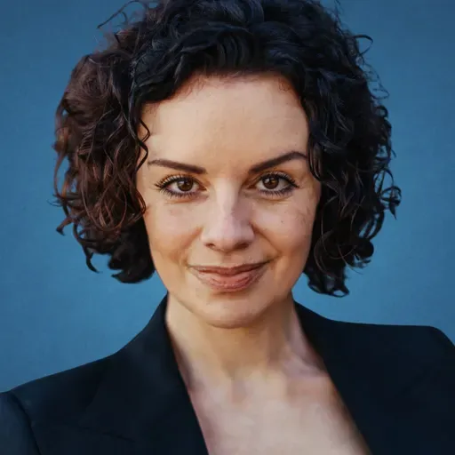 Sonja Ruess: „Jeder Mensch ist ein erotisches Geschenk und braucht eine exklusive Verpackung“