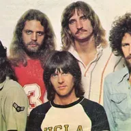 Hotel California – Ernir. Síðari hluti. Vængir bráðna.