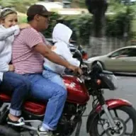 CULTURA BIKER = NIÑOS VIAJANDO EN MOTO. QUE DICE LA LEY?