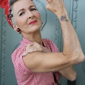 Doña Rosa Escucha