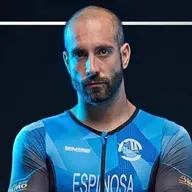 La estafa de los aletas híbridos, el entrenamiento en España y mucho más con Rubén Espinosa