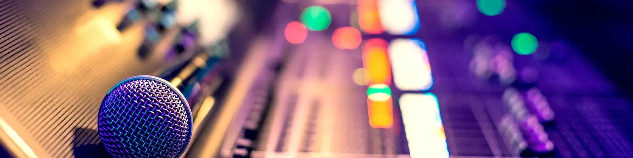 Studio 97 - Recuerdos en español