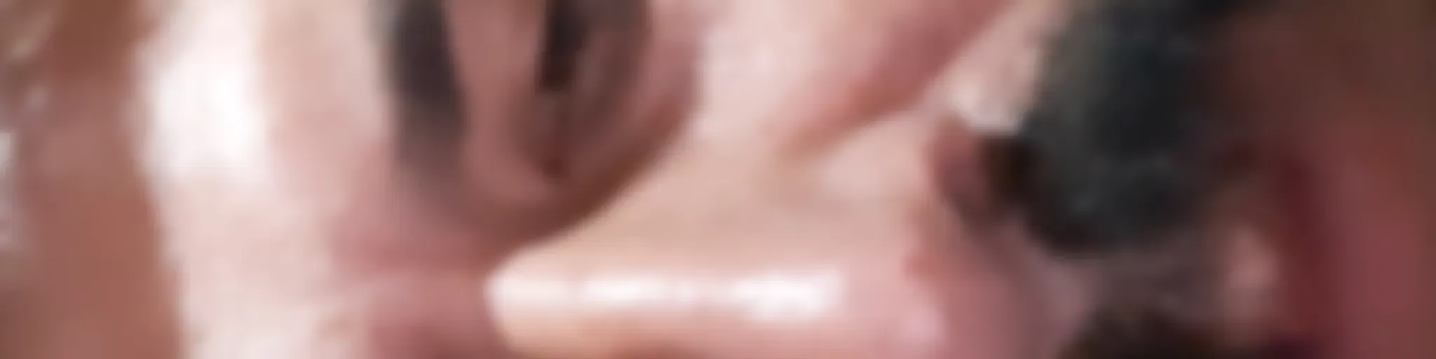 HOLA