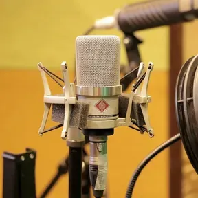 PETROLINA FM