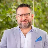 187. El pasado entrometido: La memoria histórica como campo de batalla