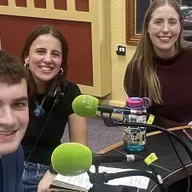 James McEinrí, Ciara Ní Chonghaile agus Roseann Ní Cheallaigh, paineál na seachtaine.