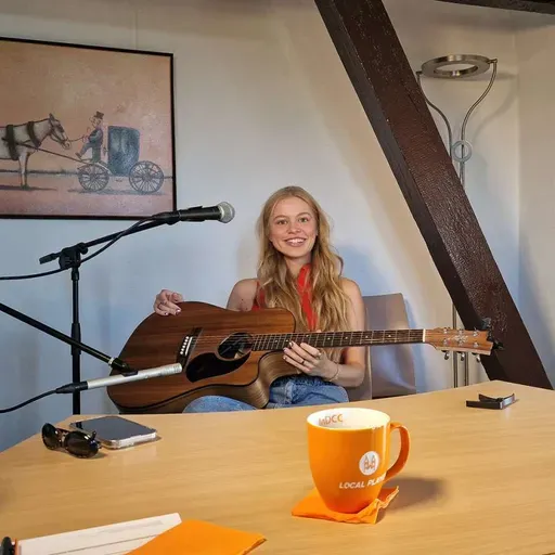 #108 // Laura Nahr: Singer-Songwriterin aus Magdeburg