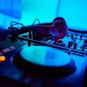 Radio Reggaeton Moderno