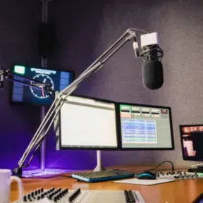 Radio Eclética FM Mais