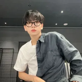 Malam selasa bareng DJ Jaehyun yg cakep