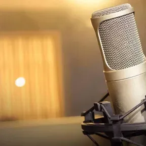 La cinco fm