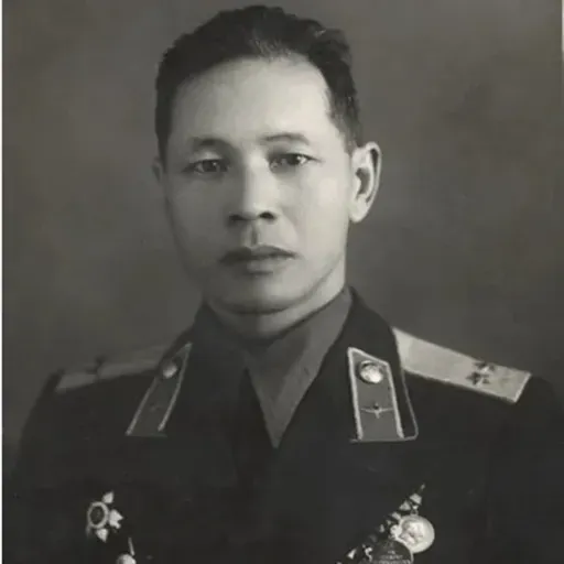 Friendship in War Fires: Tang Duo