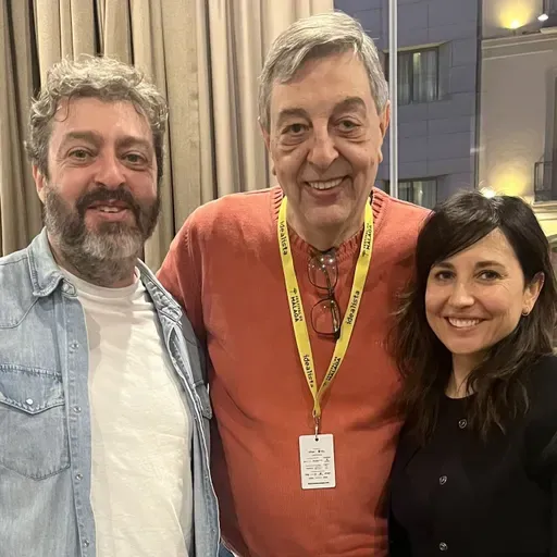 Entrevista a Víctor García León y Marian Álvarez: "Un padre asesinado en un colegio super pijo, progre y laico"