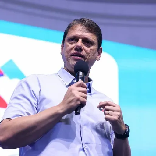 Tarcísio diz não ter pressa e que direita pode definir nome para 2026 'até março'