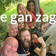 De volkszanger en de advocaat - Politiek doorzagen met John Medley, Hester Bais en Tom van Lamoen