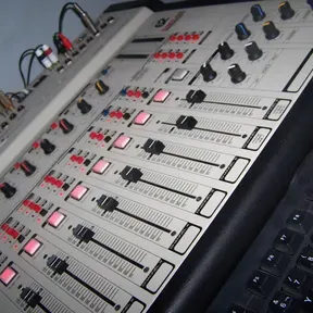 ELECTRO RADIO LEO