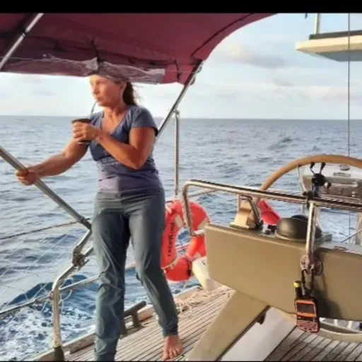 Ana Luisa Correa: emoções no veleiro Tracewind