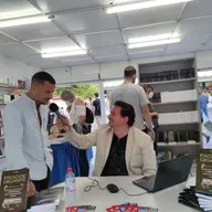 600. Episodio especial en la firma de Paso de Gigante desde la Feria del Libro de Sevilla