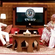 HADIZA GABON: Ni Da Umar kamar wa Da kani ne, shiyasa Idan nayi waka Wasu Sukeji kamar shine yayi !!