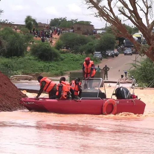 Trafic interrompu à Sorey après les fortes pluies à Niamey et ses environs (Semaine sur kalangou)