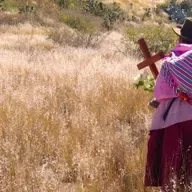 Warmikuna : mémoires de femmes péruviennes autochtones