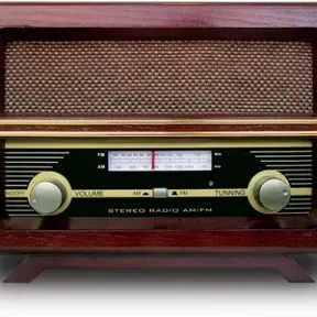Leal FM