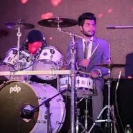 Sakura (feat Manasick)