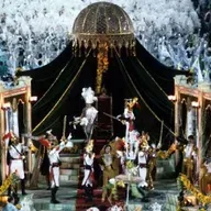 “Liberdade, liberdade, abre as asas sobre nós”, Imperatriz Leopoldinense, 1989.