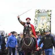 Elche se prepara para recibir a la patrona con Francesc Cantó en la playa del Tamarit