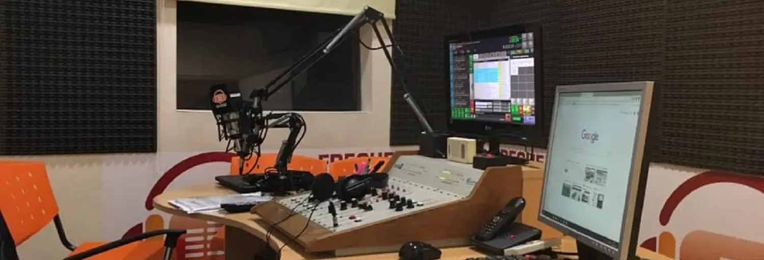 RADIO BOLIVAR FM (Calceta)