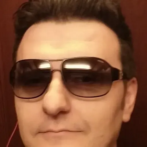 Propaganda je bolja spolja - Ekran je droga