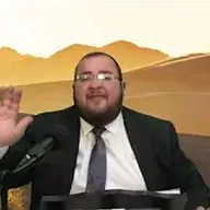 ירושלים סוערת: הצדיק רבינו שלום ארוש צרח למקורביו 'הייתי בטוח שמשיח יבוא בפסח.. אבל השם גילה לי ש..'