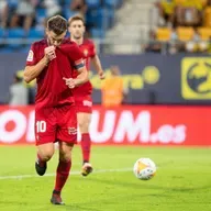 Roberto Torres: "Veo a Osasuna bien entre comillas, no hay que alarmarse"