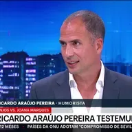 Ricardo Araújo Pereira e o julgamento Anjos vs. Joana Marques: “Lembro-me de se falar dos limites do humor sobre Maomé ou Jesus. Agora estamos a discutir a interpretação de dois cantores numa pista de motas”