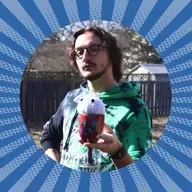 Eric Olcsvary preps for C2E2