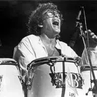 RAY BARRETO