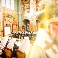Запрещает ли Двукратный Собор не поминать Патриарха