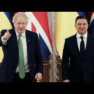 Boris Johnson alerta para ofensiva da Rússia e garante estar ao lado da Ucrânia