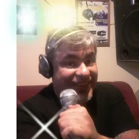 Esquel radio online