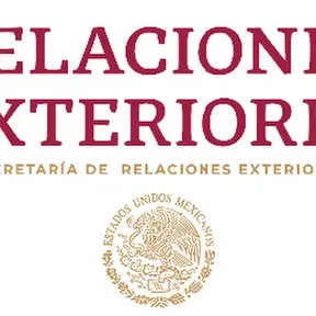 La Hora Consular